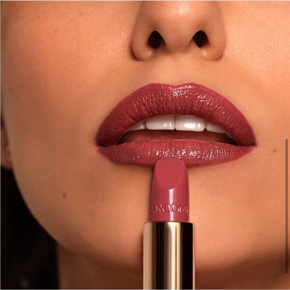 Lancôme Brand New 
L'Absolu Rouge Cream 
Lipstick 391 Exotic Orchid